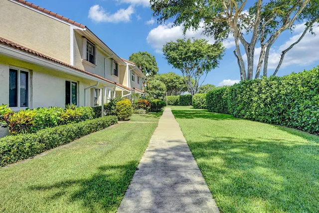  Residence photo 31