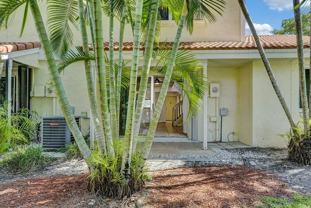  Residence photo 34