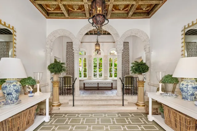 Estate Section Palm Beach Residence photo 3