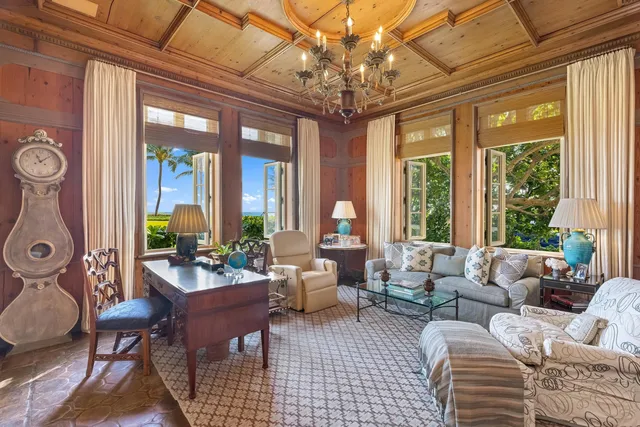 Estate Section Palm Beach Residence photo 18