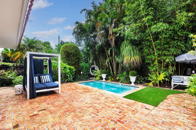 SoSo West Palm Beach Residence photo 29