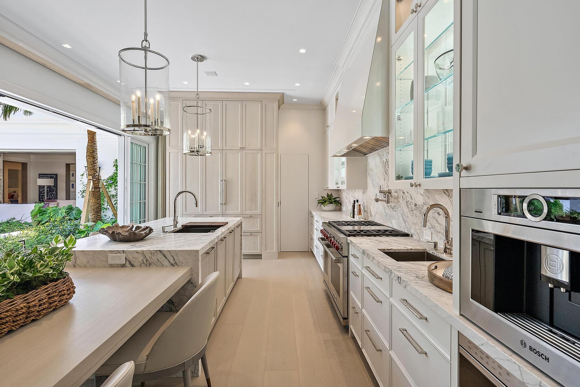 North End Palm Beach Residence photo 13
