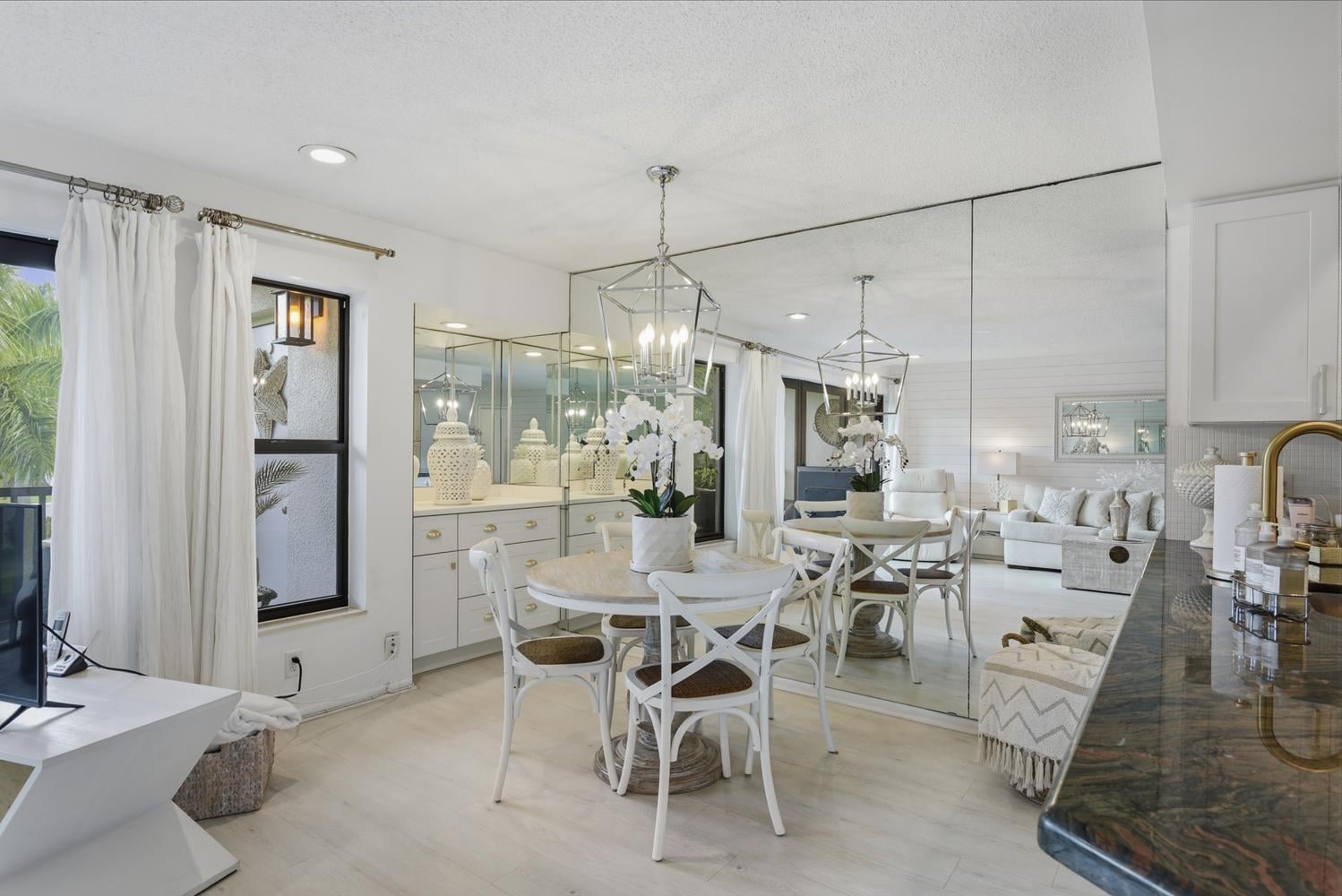  Unit V2-203 photo 6