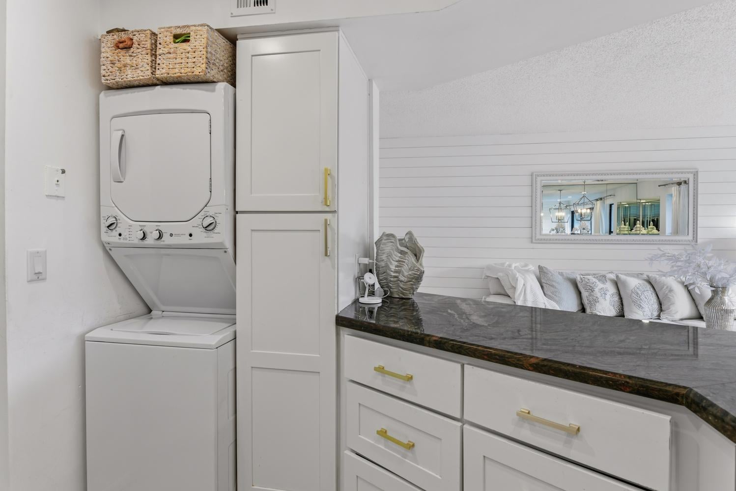  Unit V2-203 photo 12