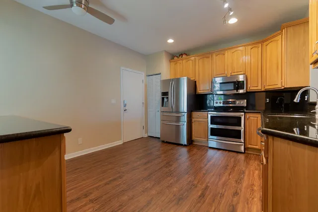 Residence photo 6
