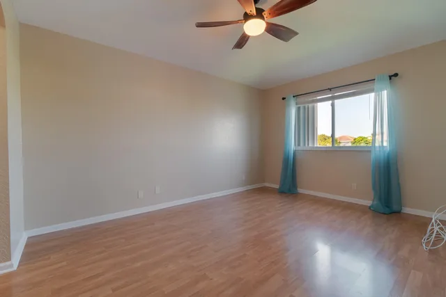 Residence photo 20