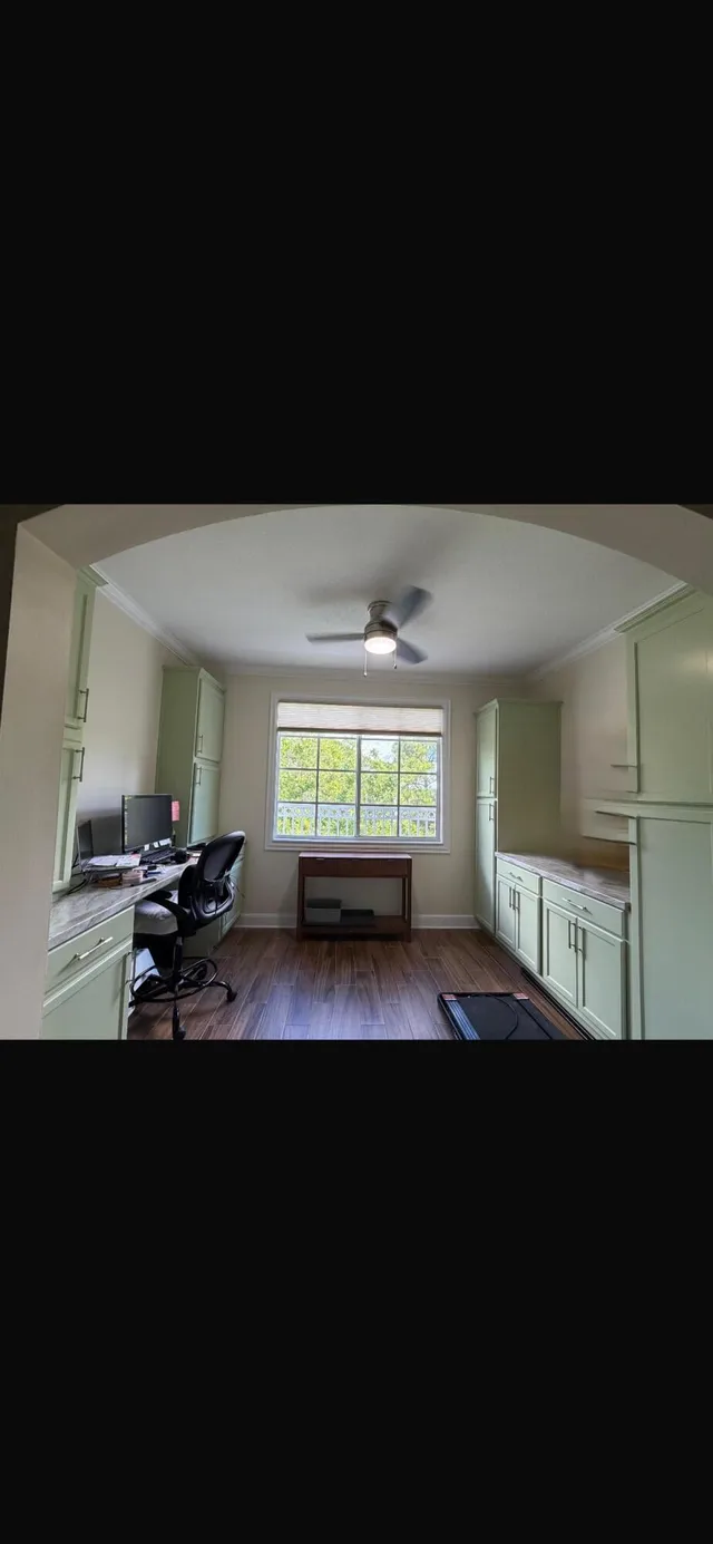 Unit 6301 photo 16