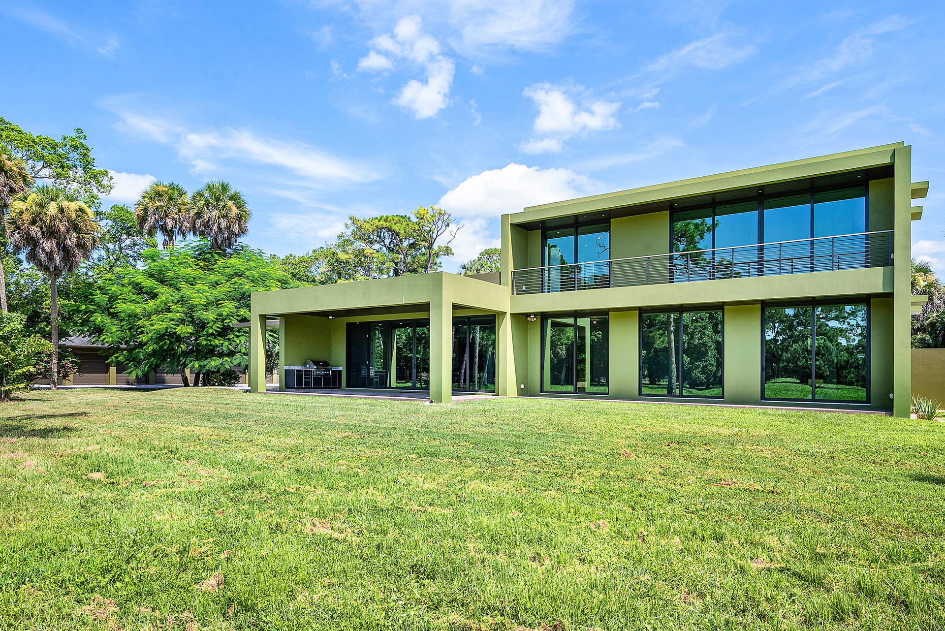 Residence photo 2