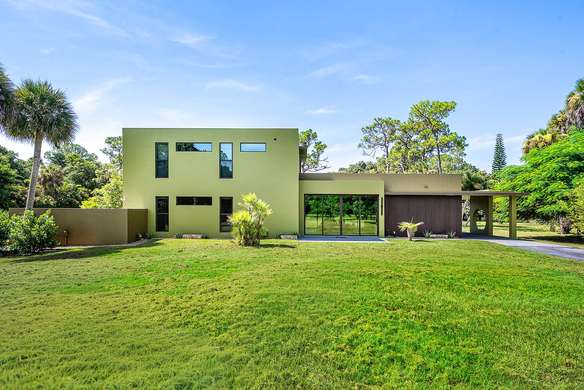 Residence photo 17