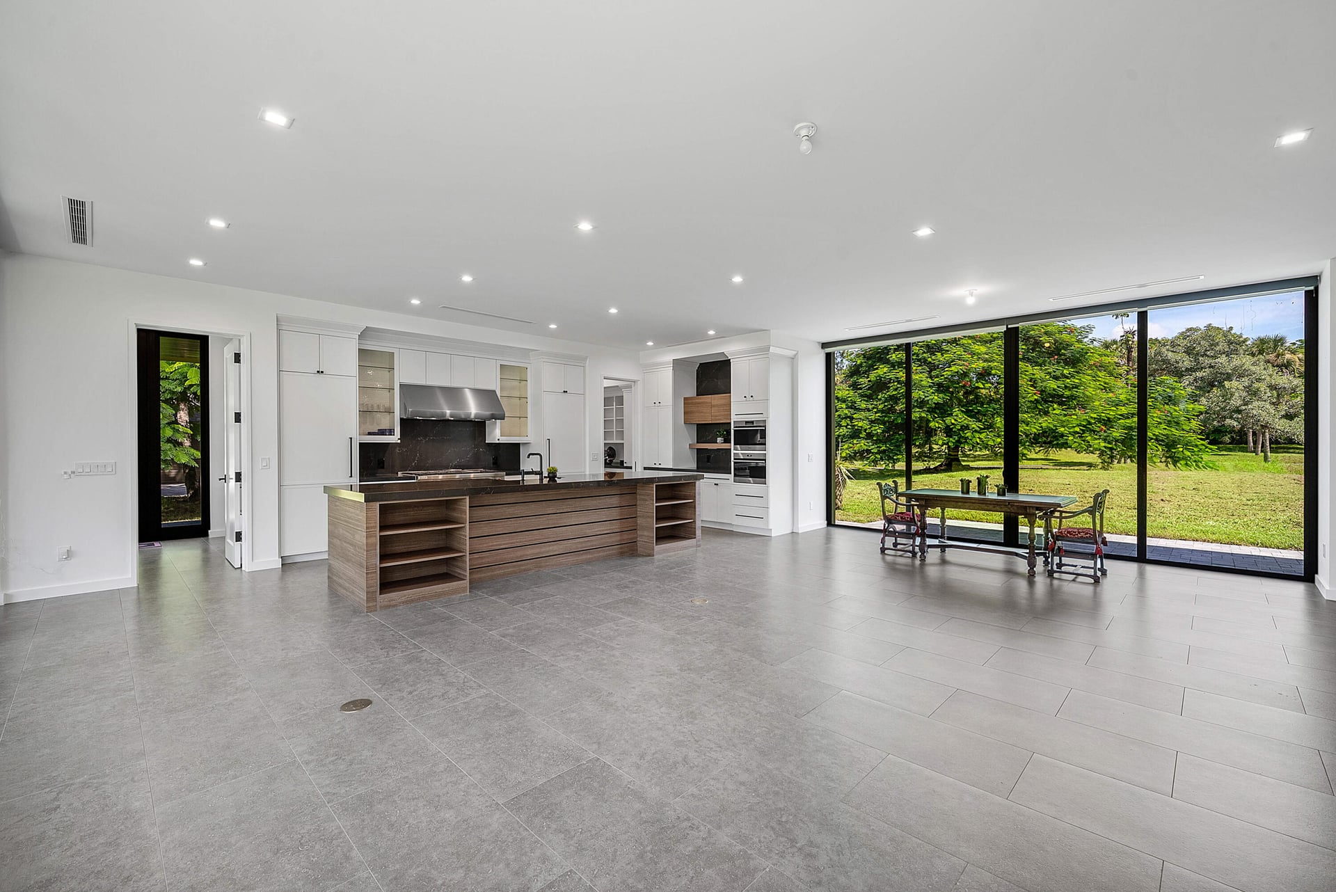 Residence photo 26