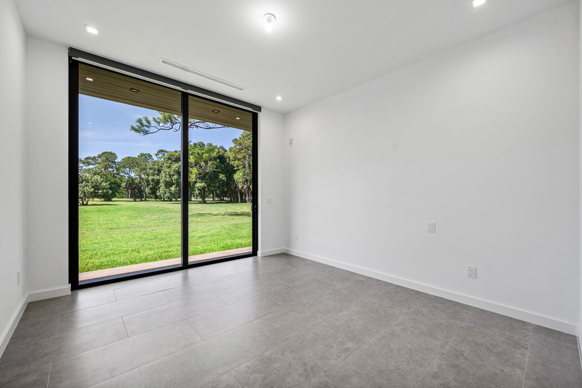 Residence photo 36