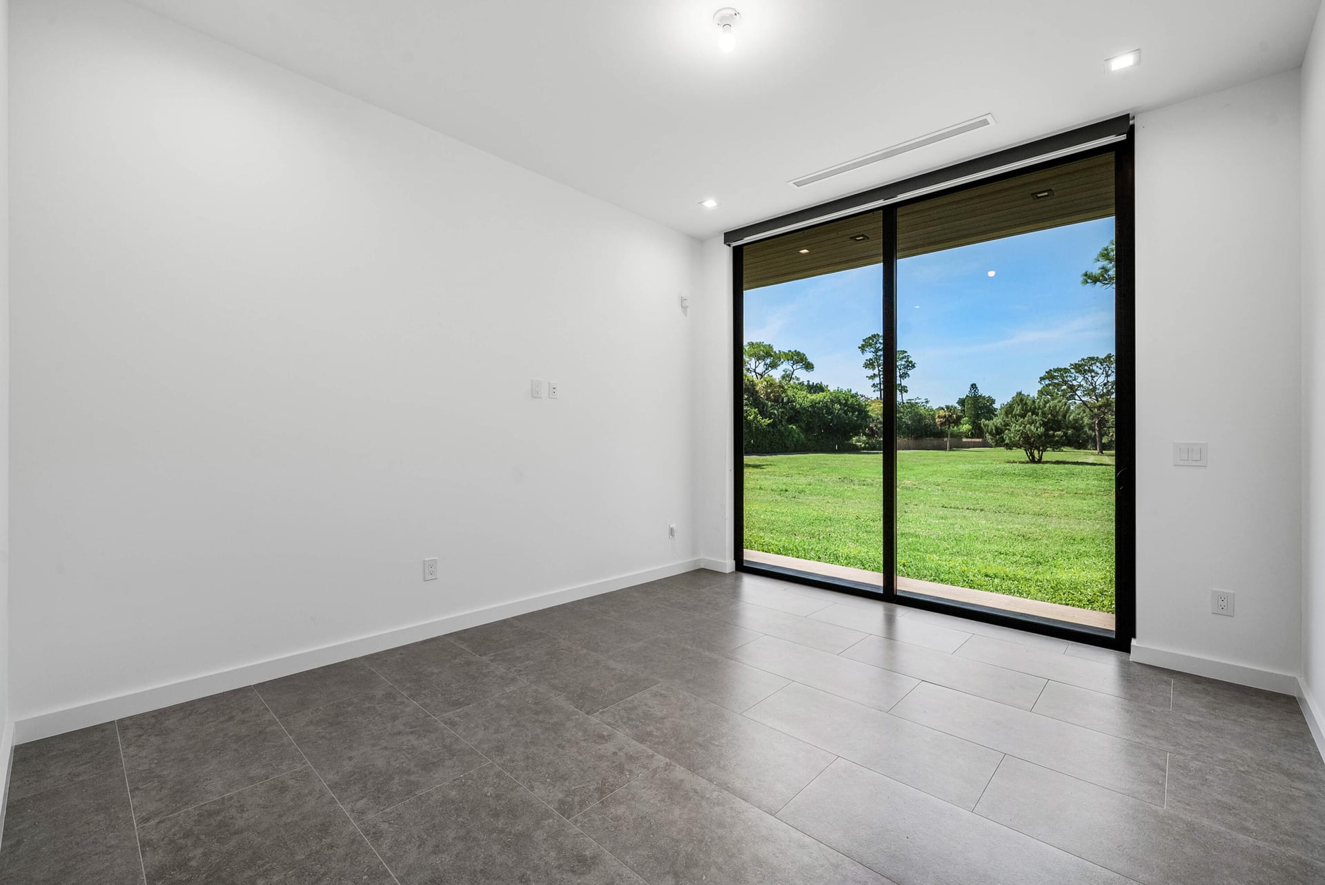 Residence photo 37
