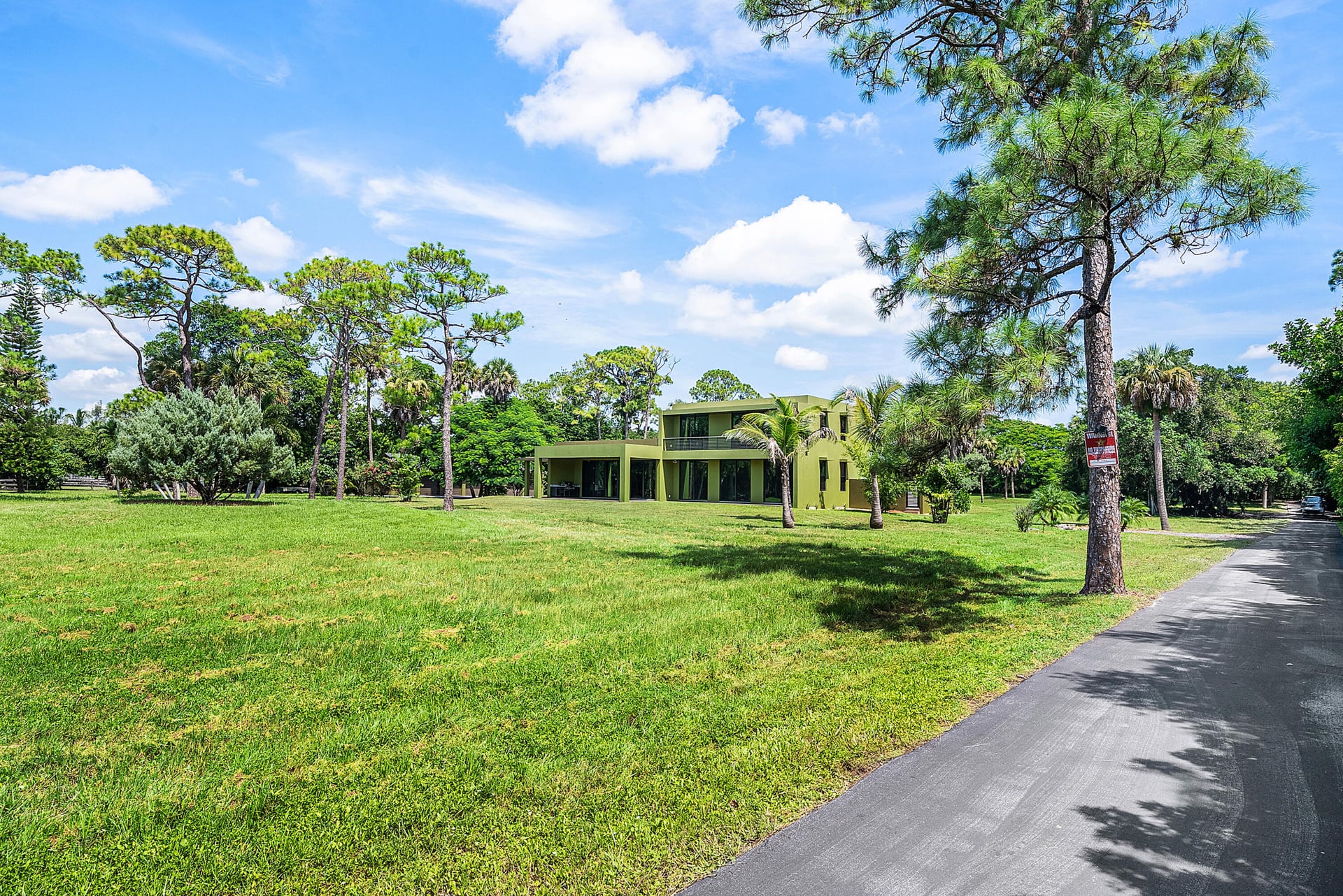 Residence photo 57