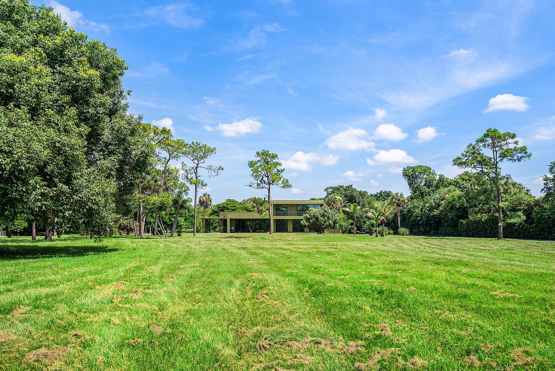 Residence photo 63