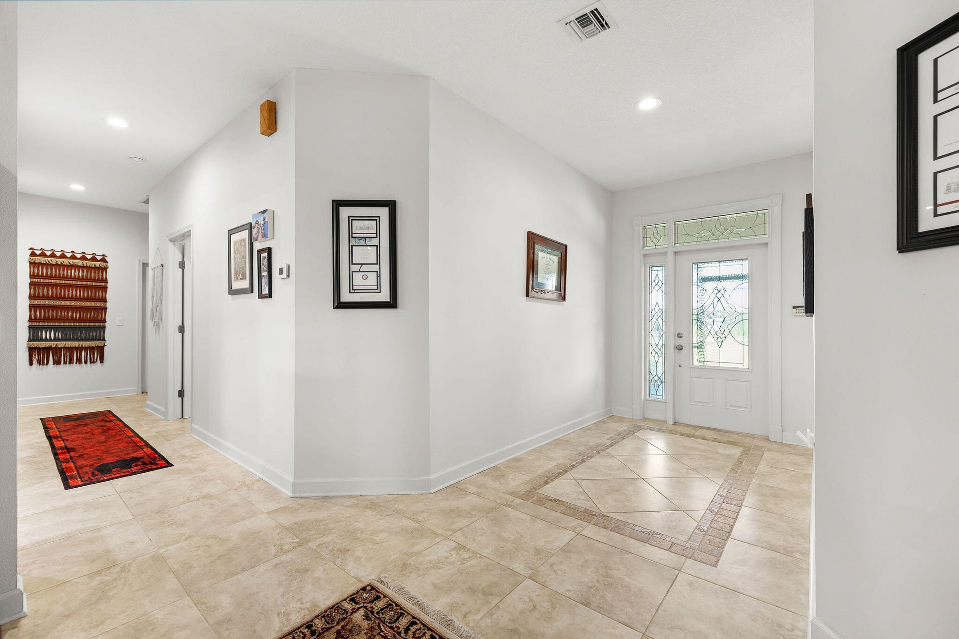  Residence photo 4