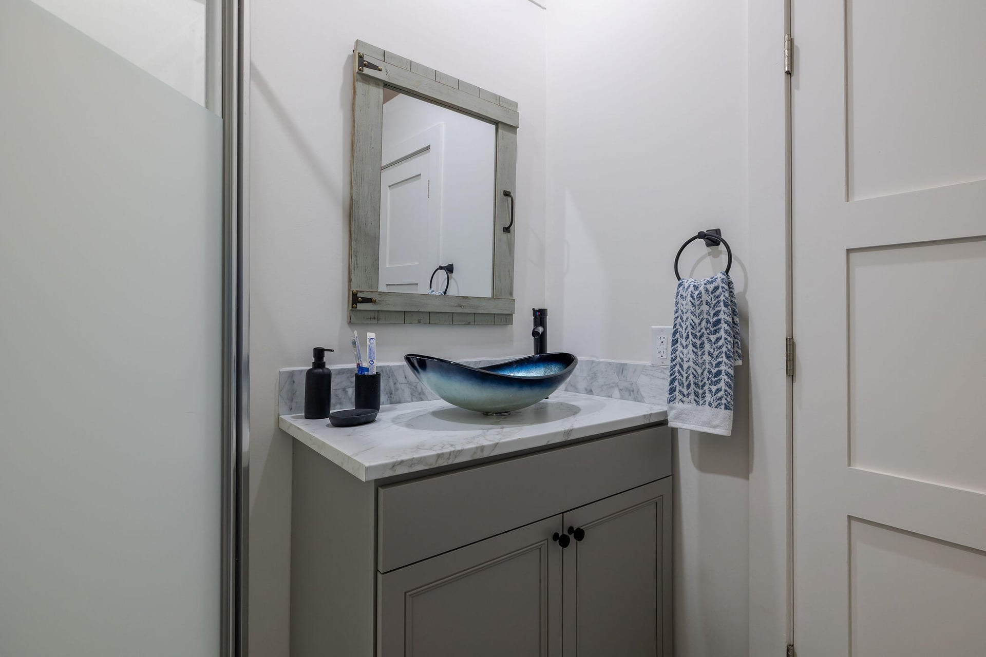  Residence photo 42