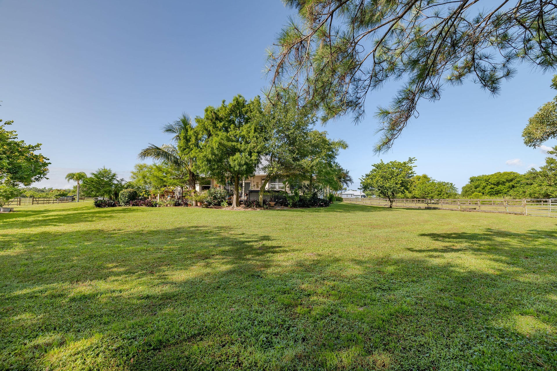  Residence photo 47