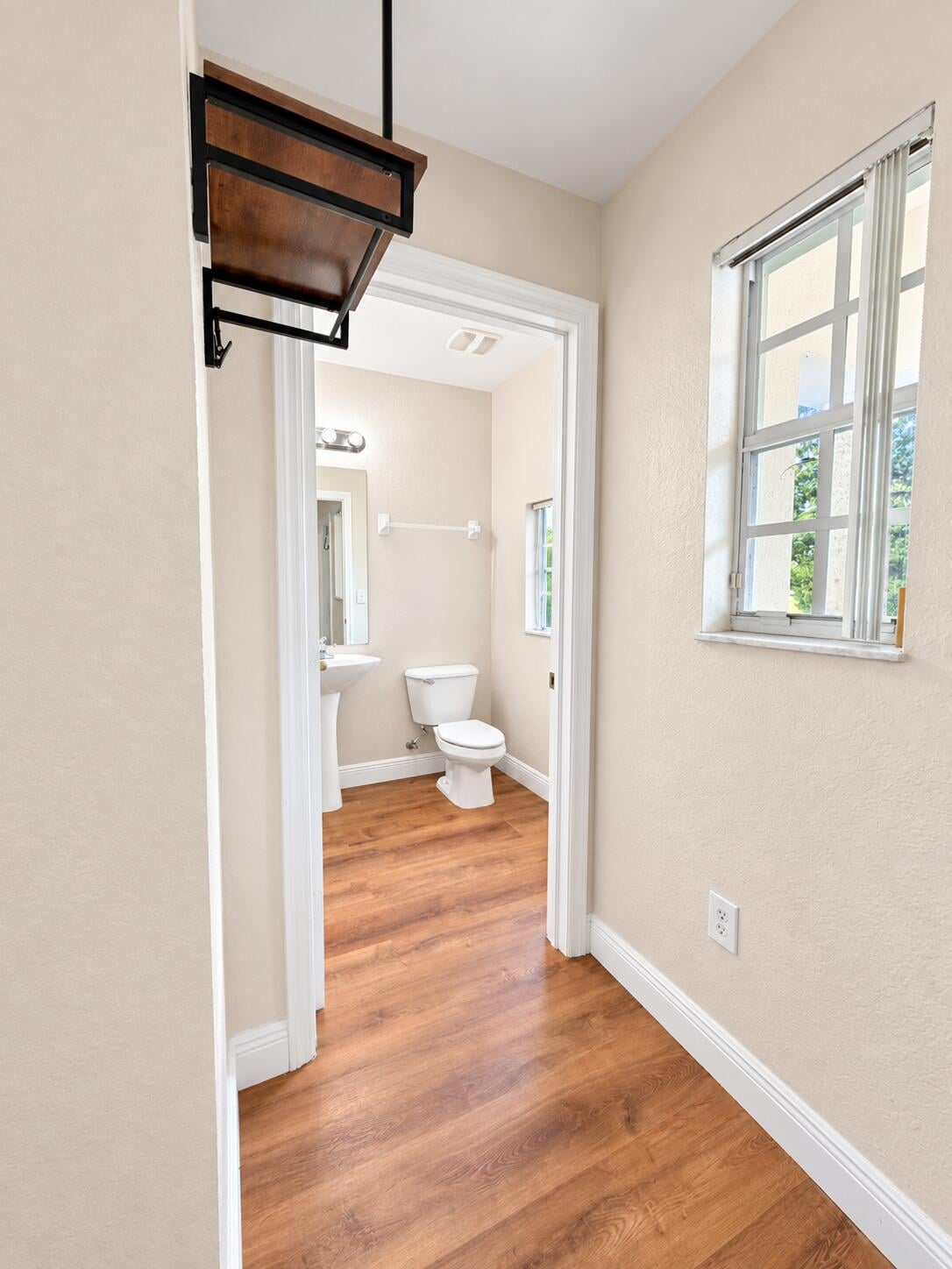 Residence photo 3