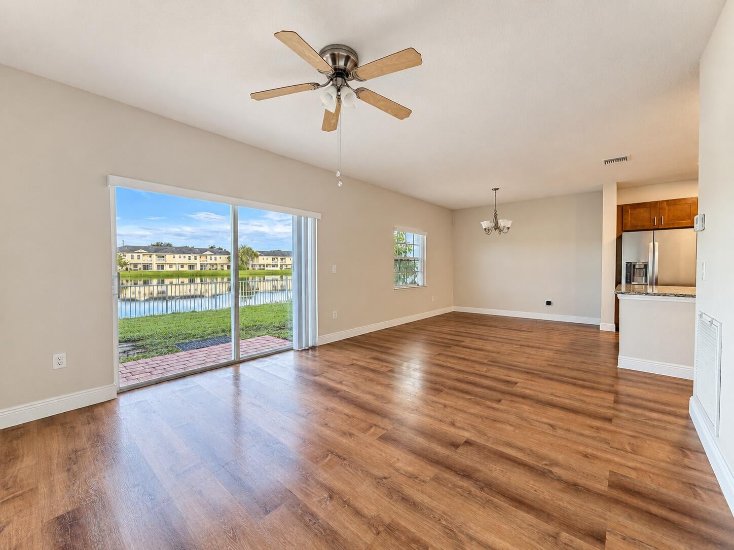 Residence photo 9