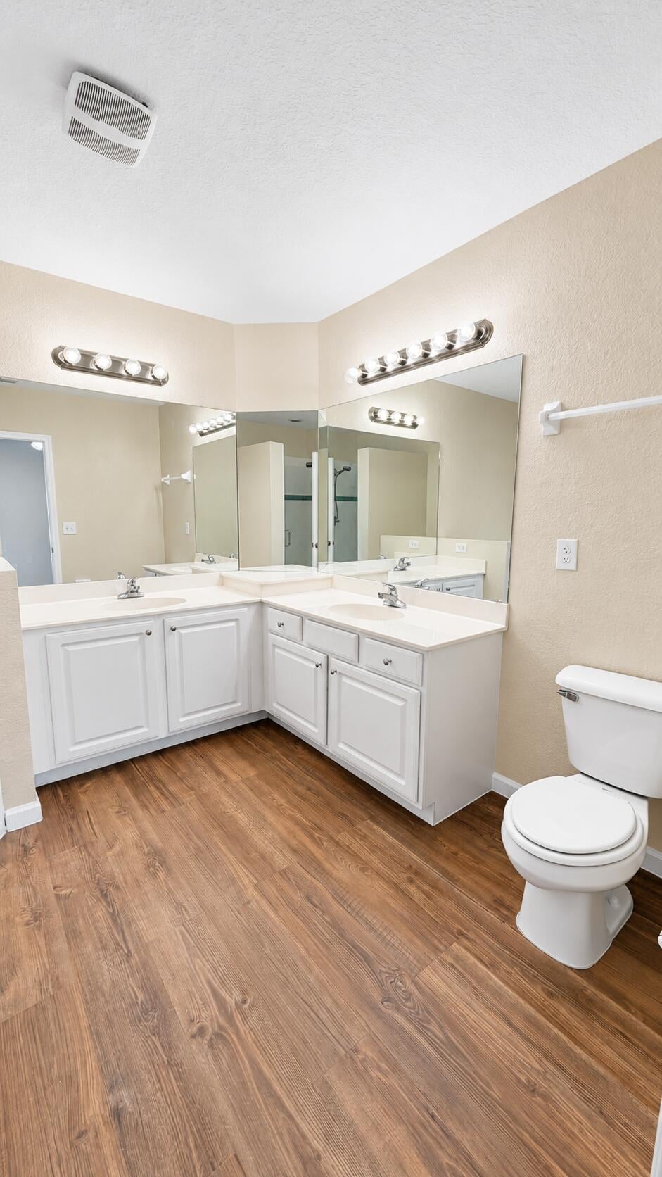 Residence photo 19