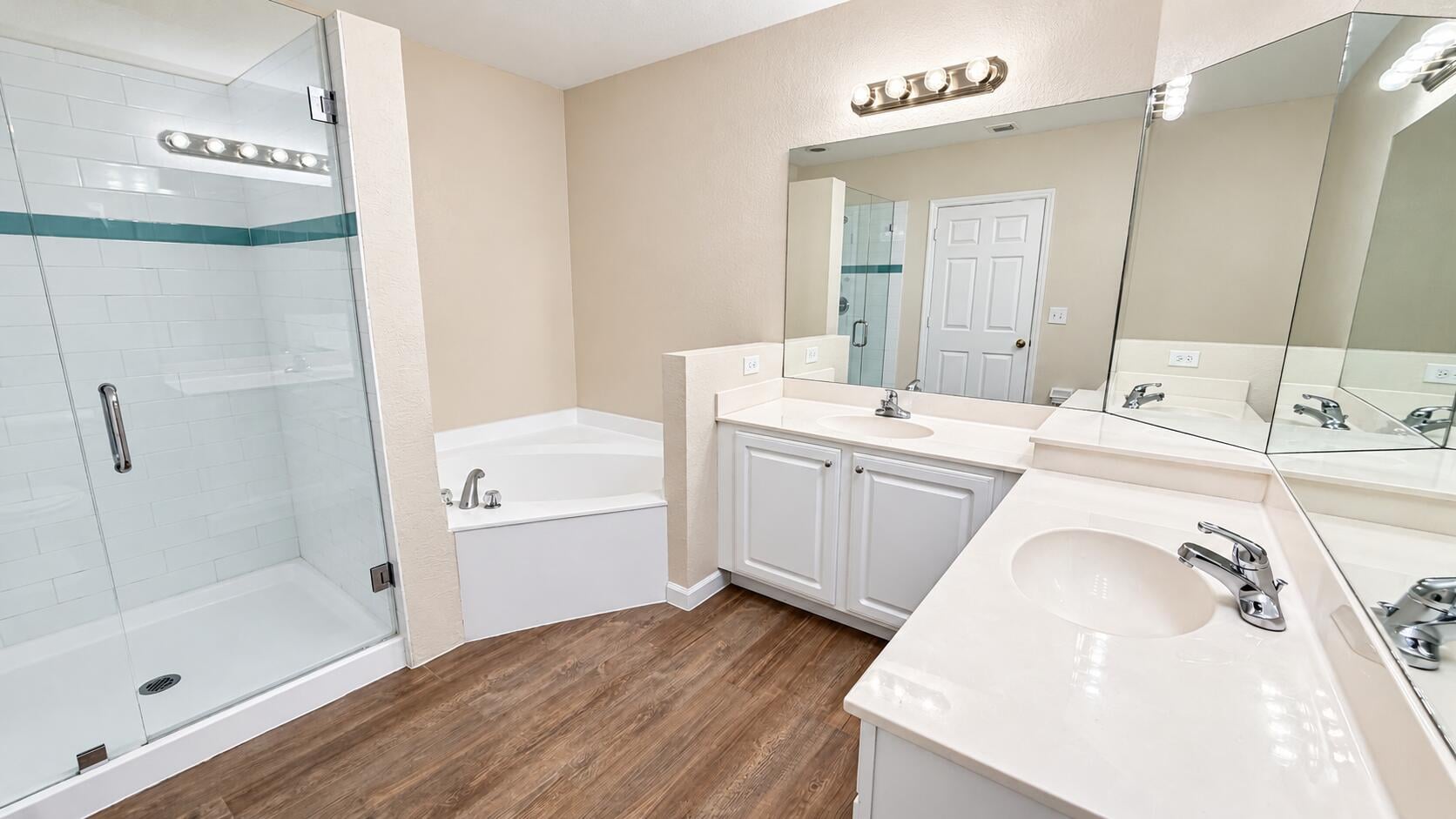 Residence photo 20