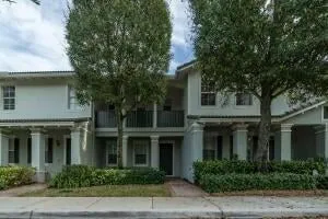 Residence photo 3