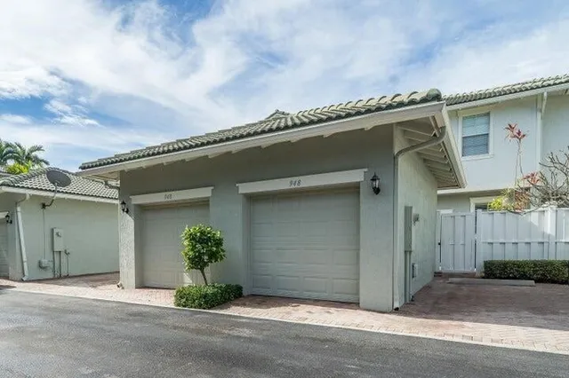 Residence photo 5