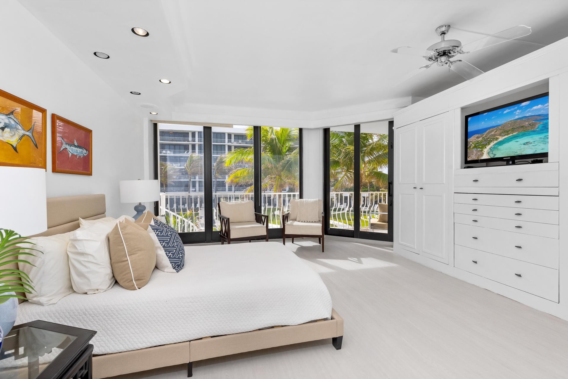 Sloan's Curve Palm Beach Unit 107n photo 17