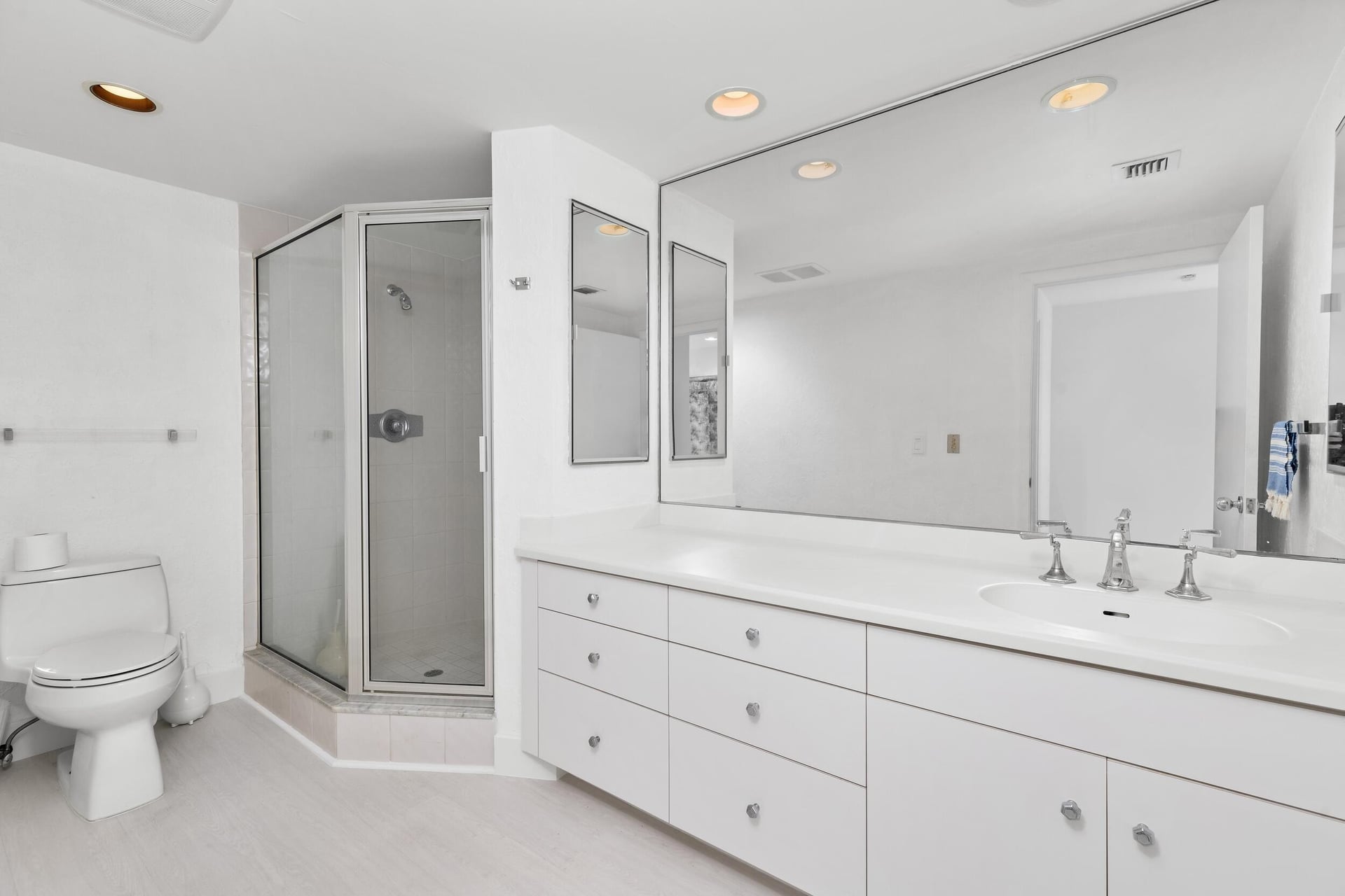 Sloan's Curve Palm Beach Unit 107n photo 23