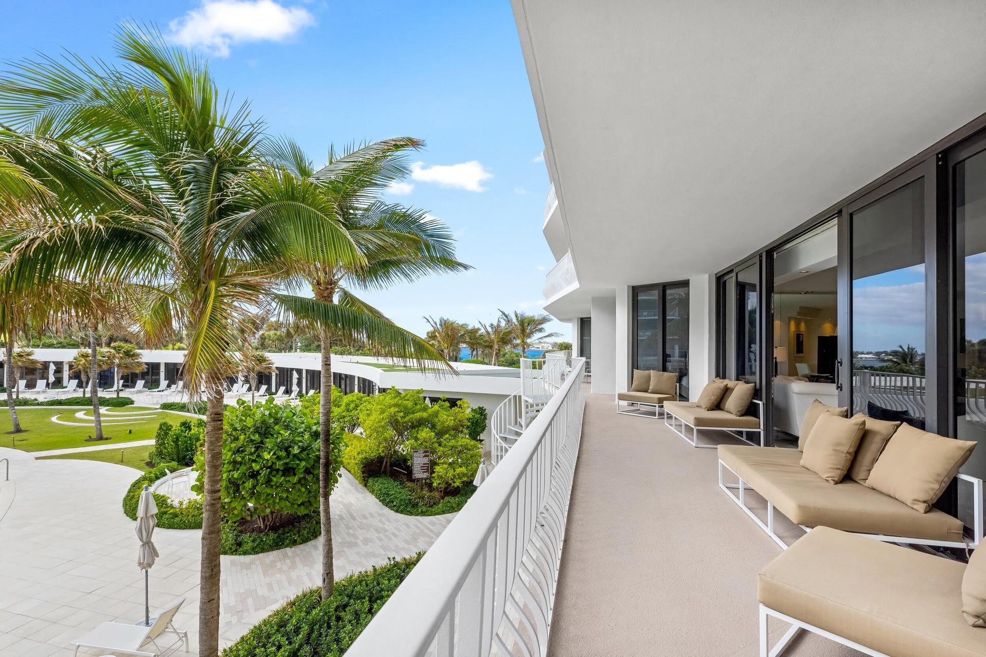 Sloan's Curve Palm Beach Unit 107n photo 27