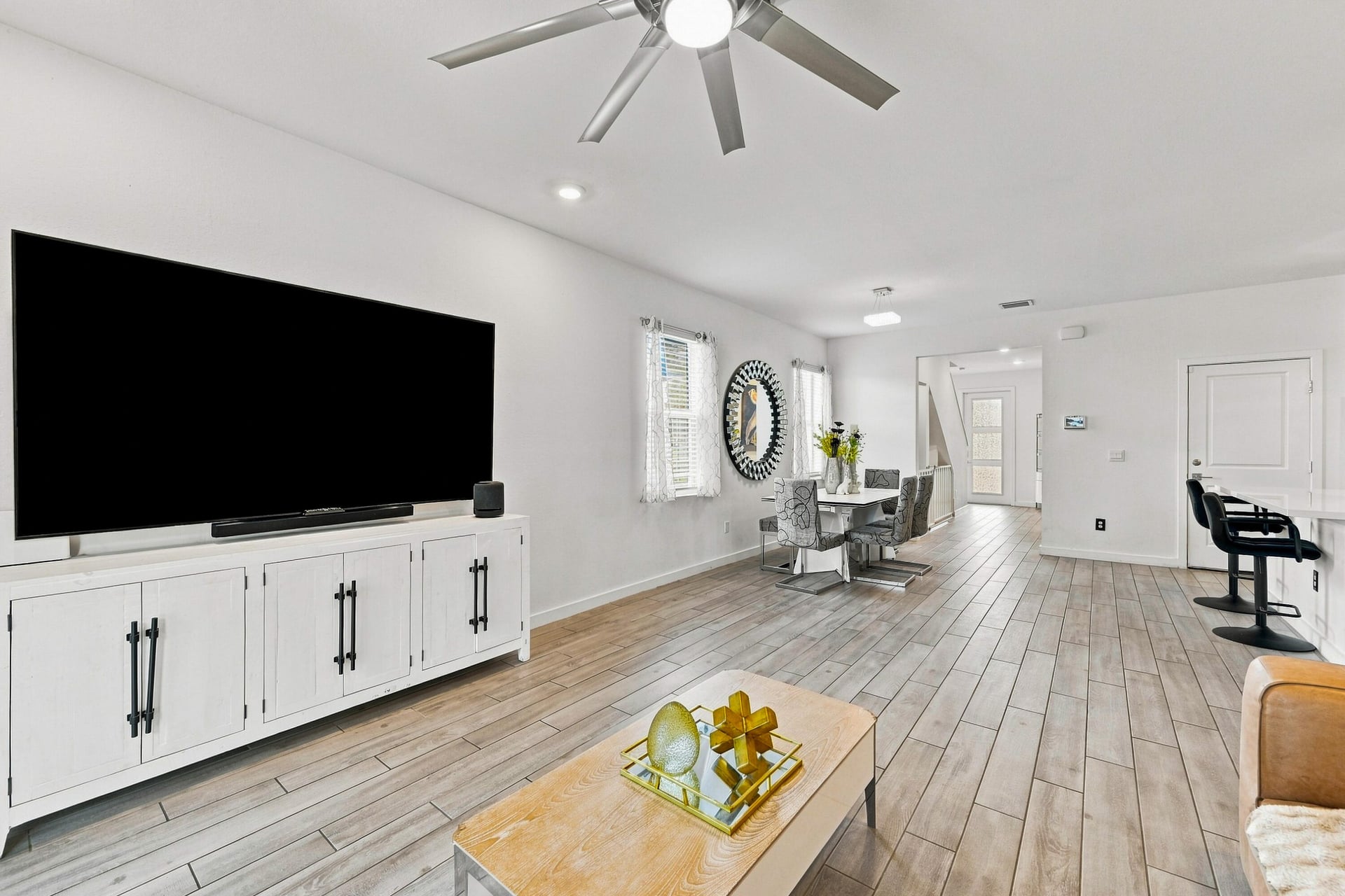 Residence photo 8