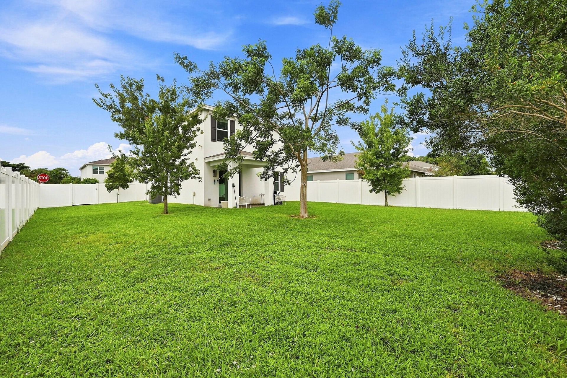 Residence photo 12