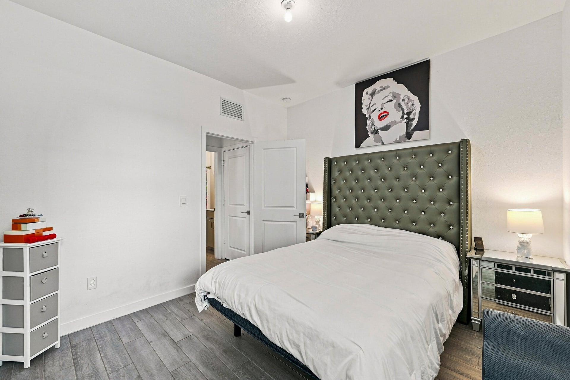 Residence photo 27