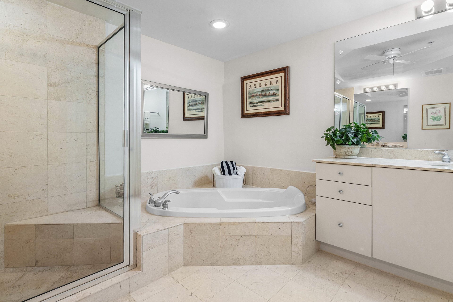 One City Plaza Unit 903 photo 14