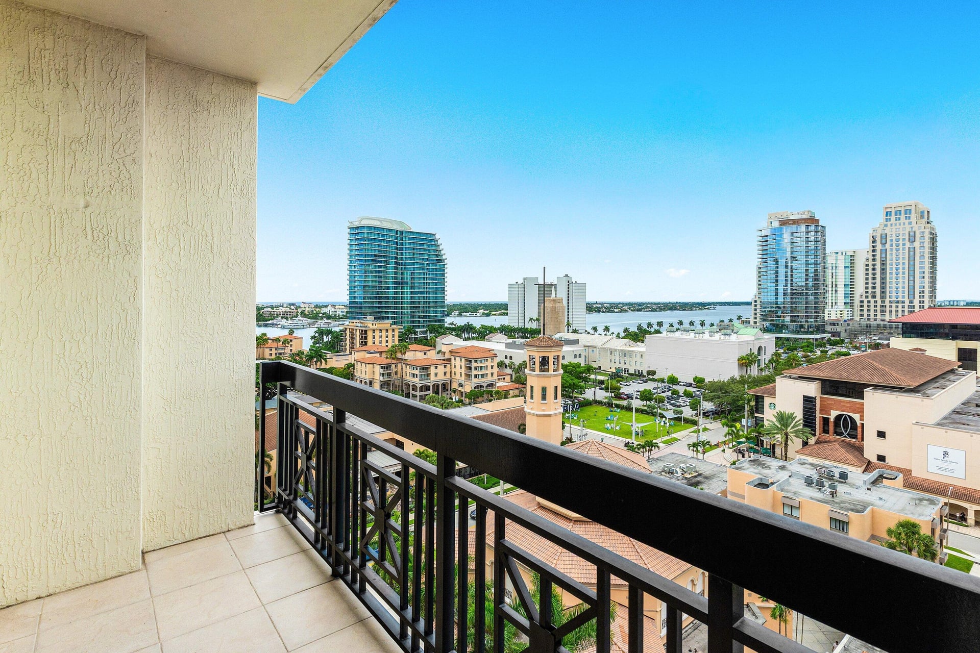 One City Plaza Unit 903 photo 20