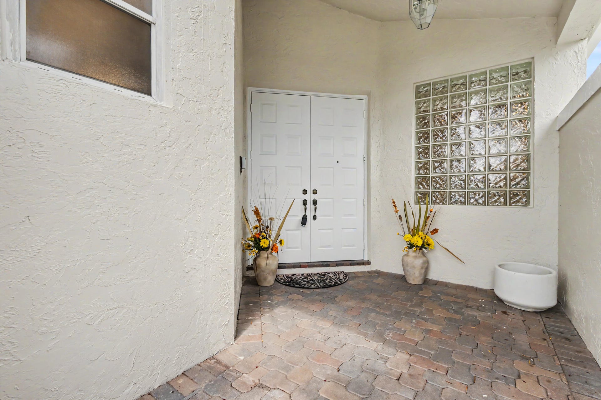  Residence photo 9