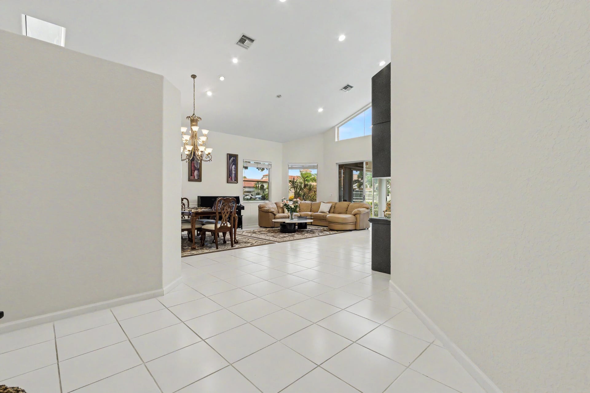  Residence photo 14