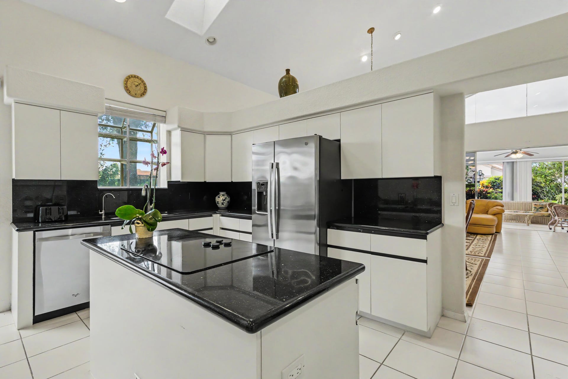  Residence photo 20