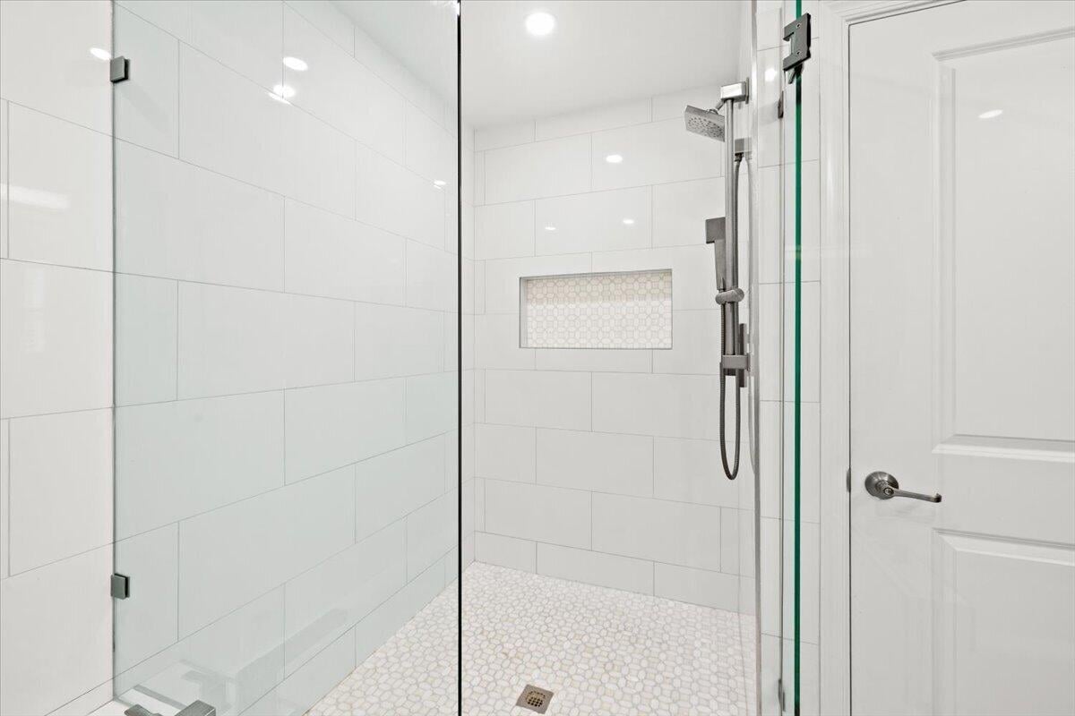  Residence photo 17