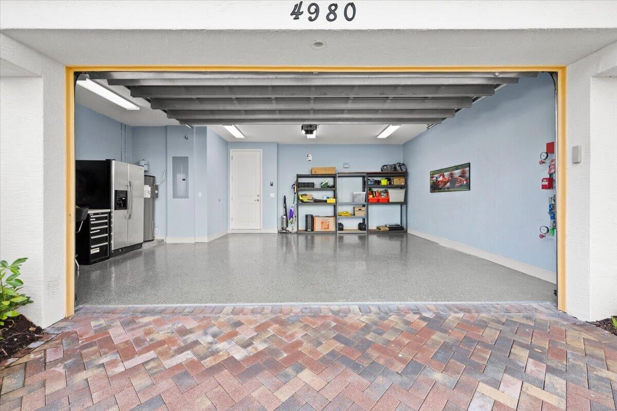  Residence photo 39