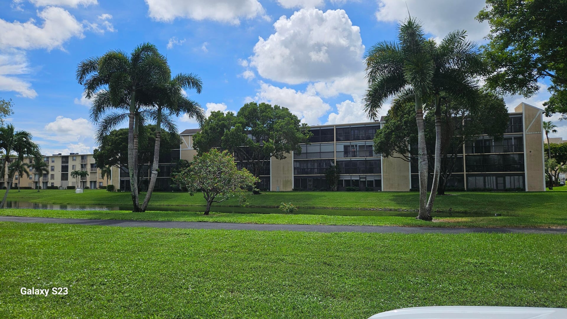 Residence photo 4