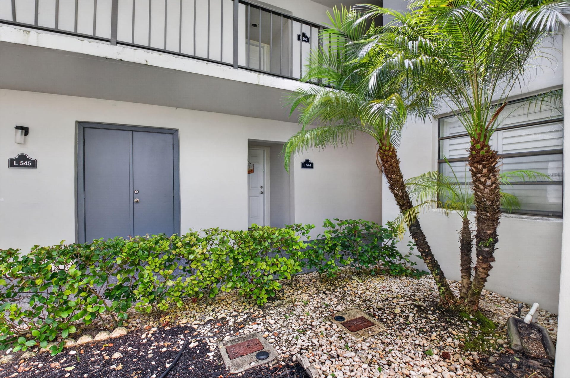 Residence photo 3