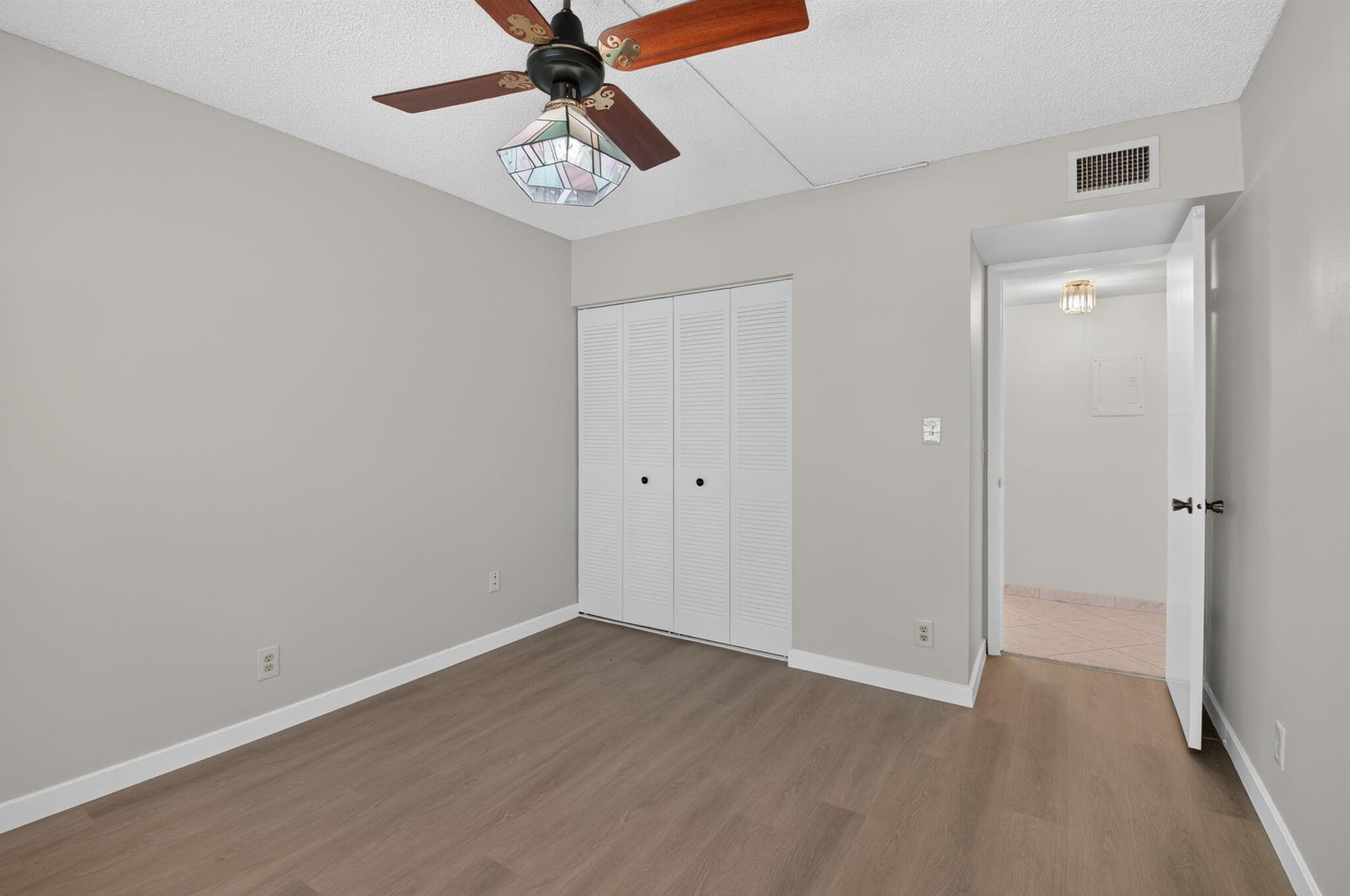 Residence photo 22