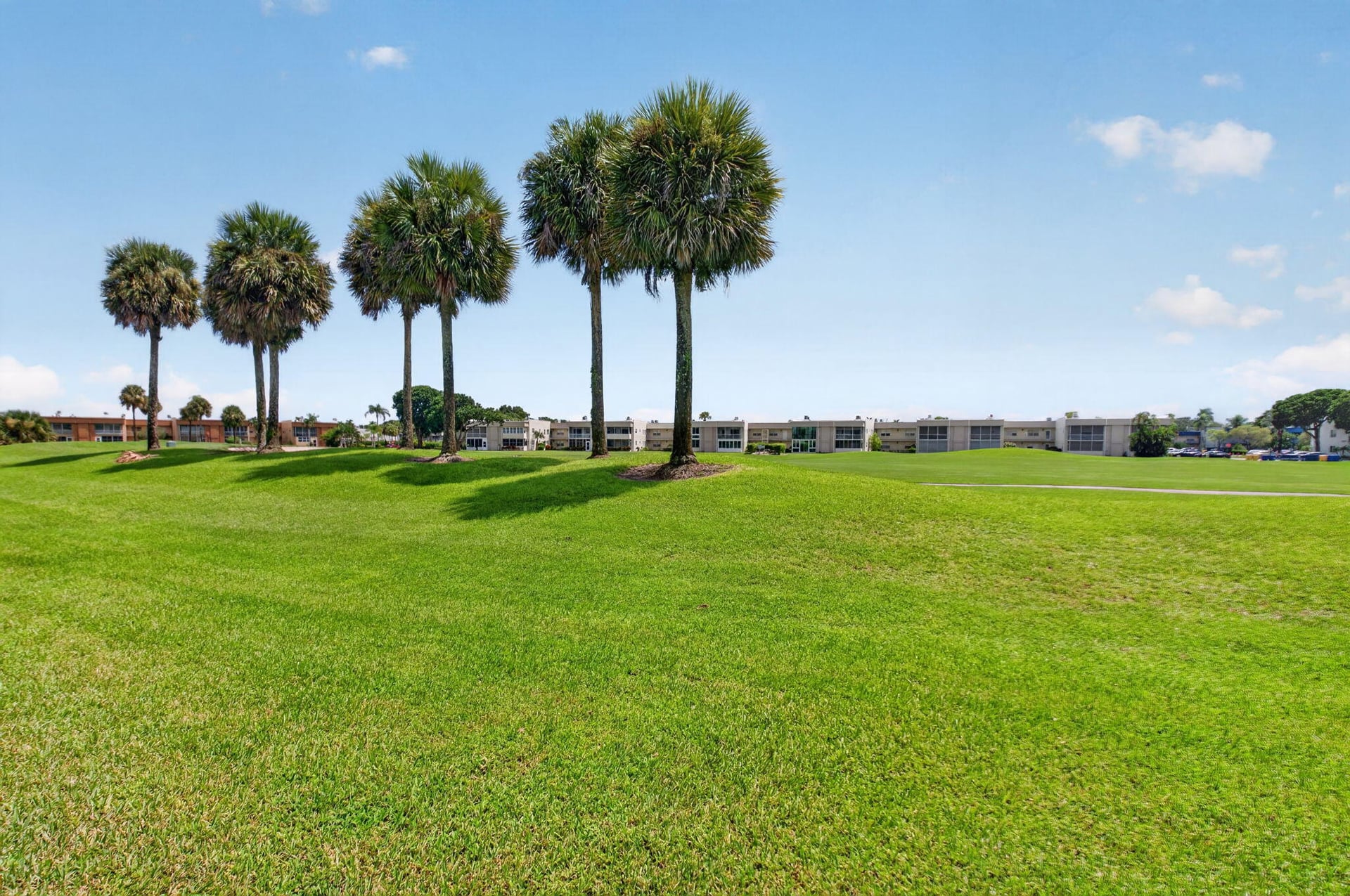 Residence photo 30