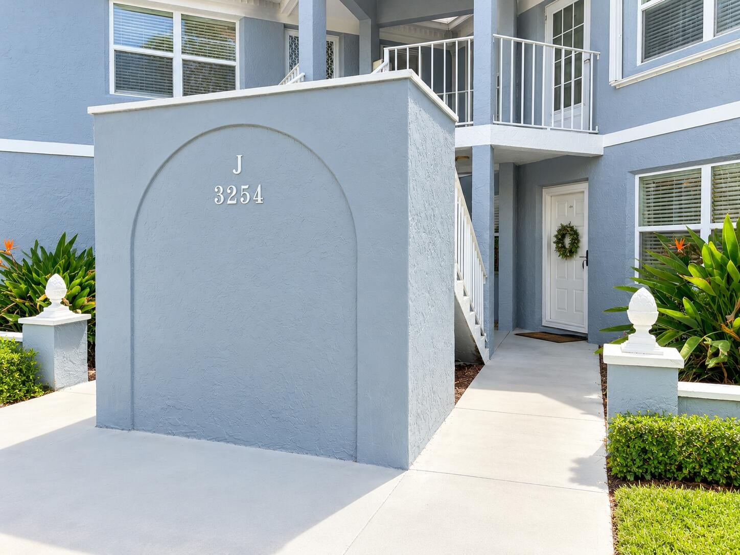 Unit J239 photo 2