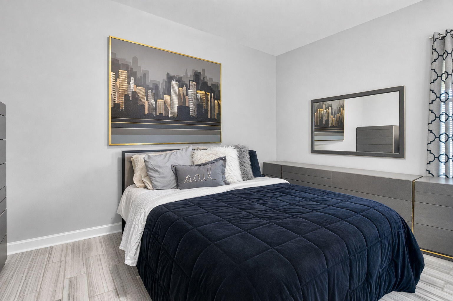 Residence photo 17