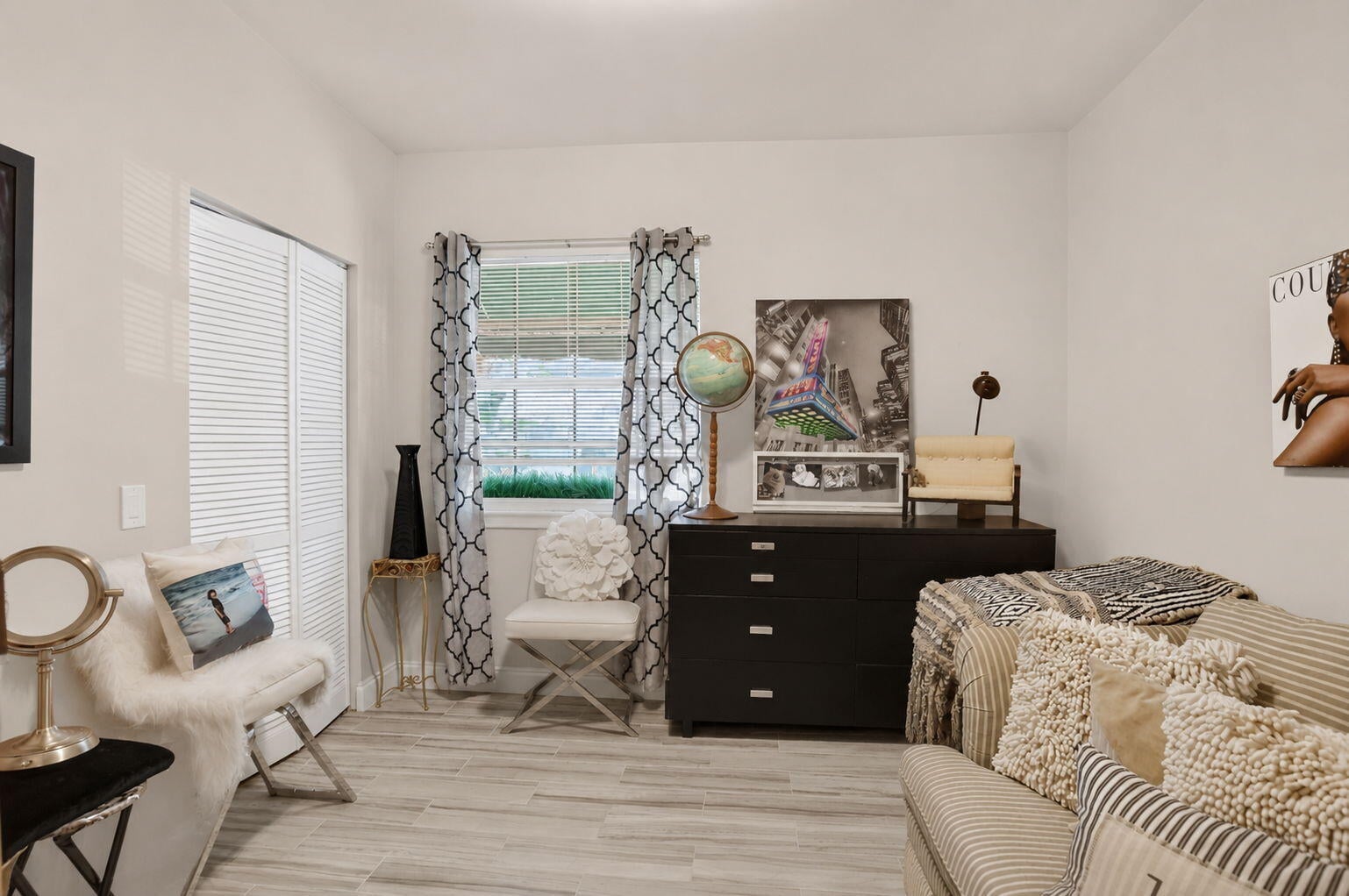 Residence photo 24