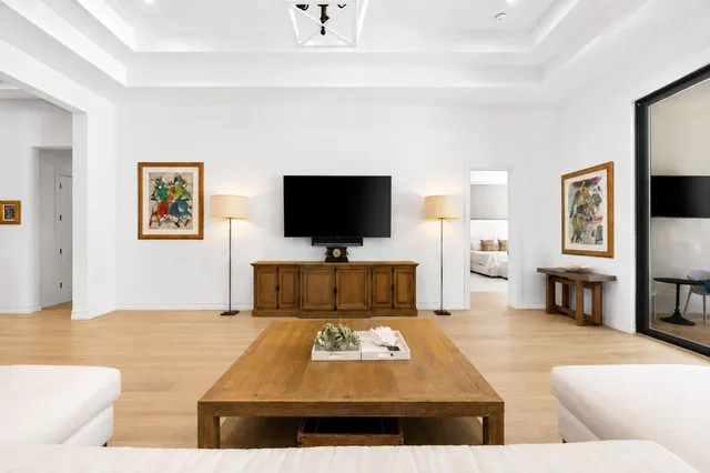 Residence photo 9