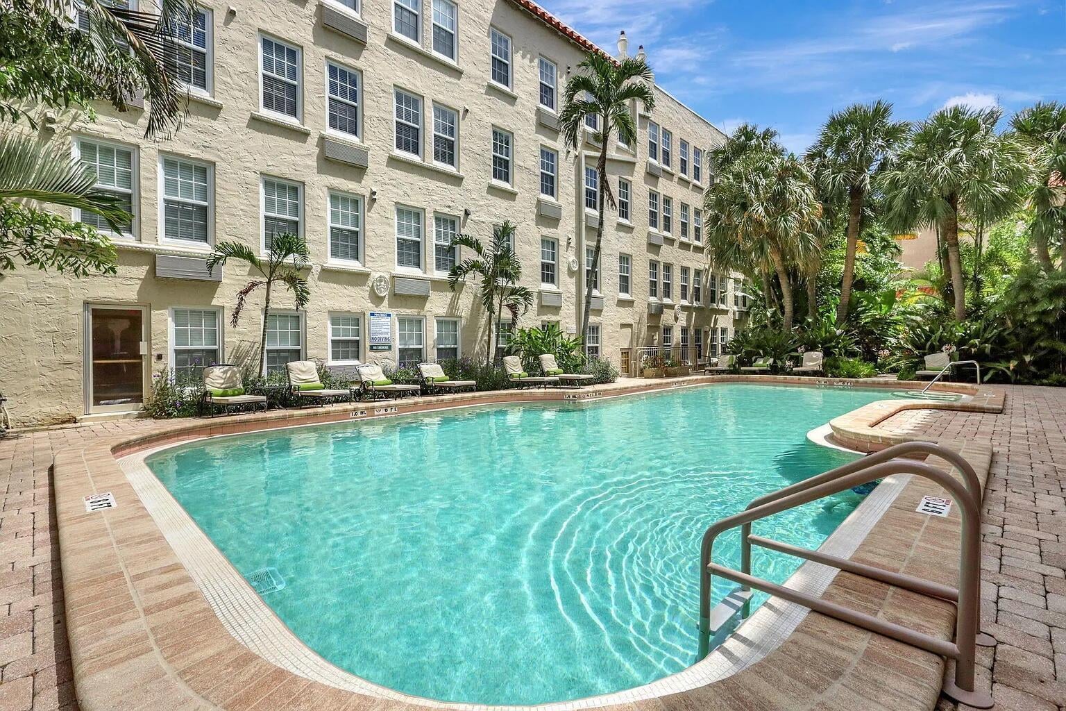 North End Palm Beach Unit 3215 photo 13