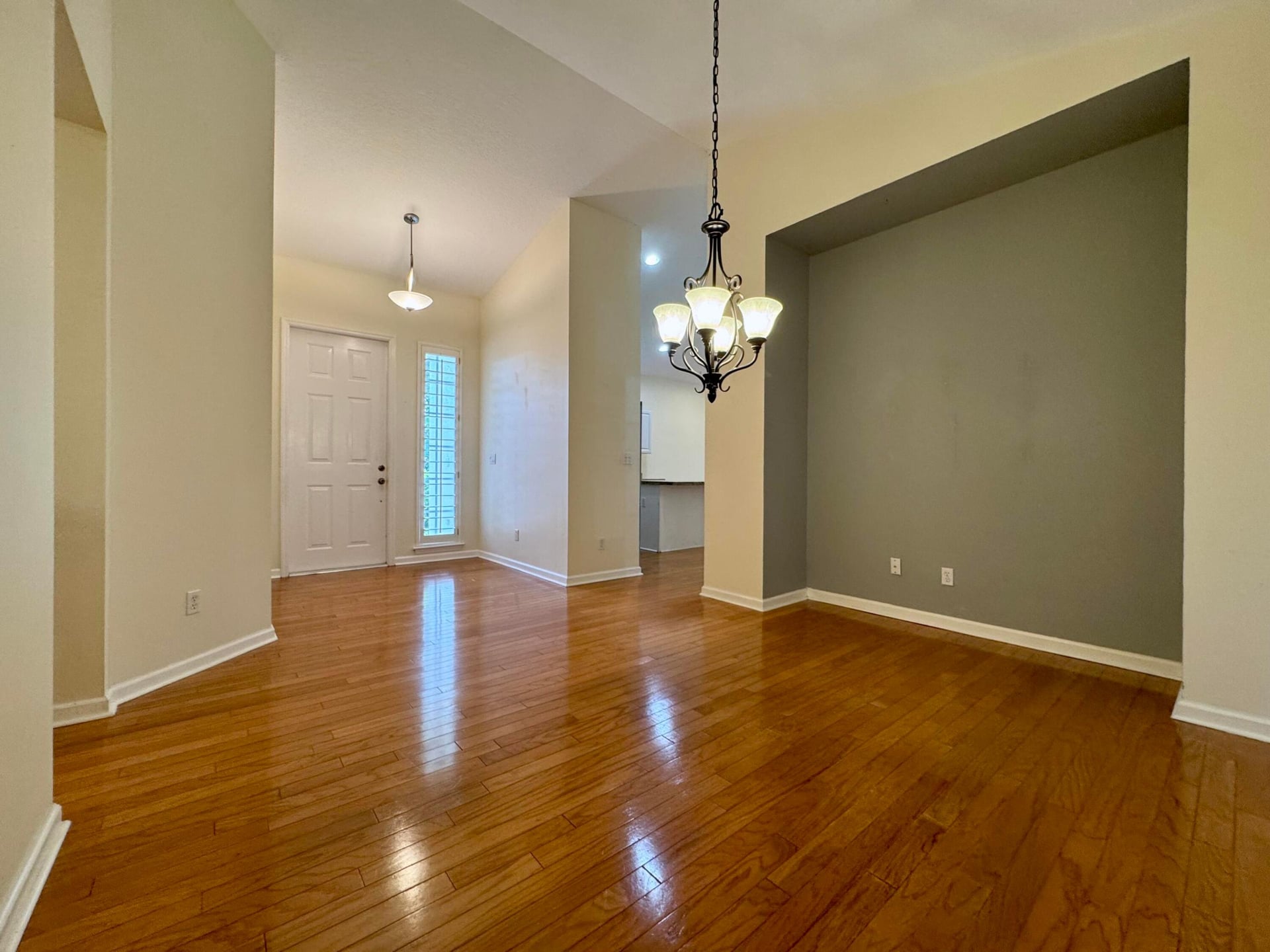 Residence photo 5
